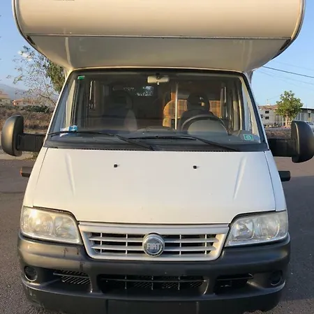 Holiday In Camper Campsite *