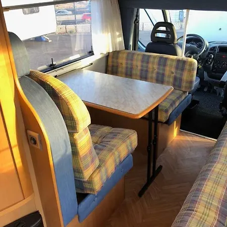 Holiday In Camper Campsite San Isidro (Tenerife)